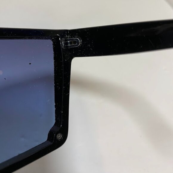 Oversized Black Blue Gradient Lens Women's Square Flat Top Sunglasses One Size - Picture 6 of 6